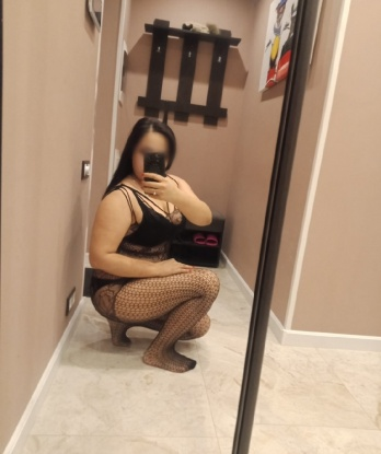 Женственная и креативная по натуре, я могу удовлетворить самые смелые твои фантазии.
Мои услуги включают классический секс, оральные ласки, анальный секс и даже парные программы. Настоящая профессионалка, я знаю, как обеспечить тебе максимальное наслаждение.
У меня есть множество положительных отзывов, подтверждающих мою безупречность и качество услуг. Я гарантирую тебе конфиденциальность и полное удовлетворение.
На фото ты можешь увидеть мою потрясающую фигуру и соблазнительный вид. Не теряй время и приходи ко мне, я жду в Москве, чтобы исполнить все твои тайные желания. 🌹 2357, 40 лет