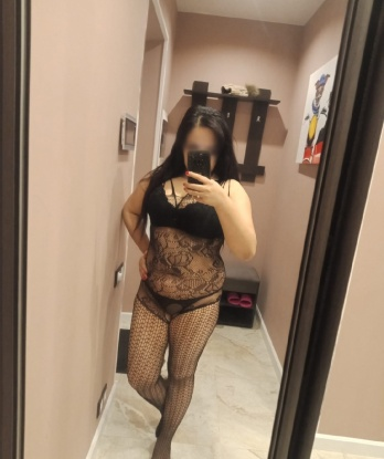 Женственная и креативная по натуре, я могу удовлетворить самые смелые твои фантазии.
Мои услуги включают классический секс, оральные ласки, анальный секс и даже парные программы. Настоящая профессионалка, я знаю, как обеспечить тебе максимальное наслаждение.
У меня есть множество положительных отзывов, подтверждающих мою безупречность и качество услуг. Я гарантирую тебе конфиденциальность и полное удовлетворение.
На фото ты можешь увидеть мою потрясающую фигуру и соблазнительный вид. Не теряй время и приходи ко мне, я жду в Москве, чтобы исполнить все твои тайные желания. 🌹 2357, 40 лет